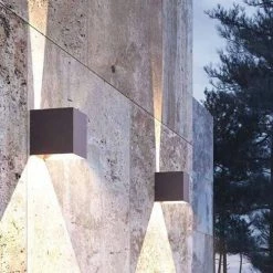 BENEITO FAURE Applique Extérieure LED LEK Orientable 6,8W 530lm 3000K Noir -123elec Soldes Magasin ben3985 beneito faure applique led exterieure orientable 230v 3