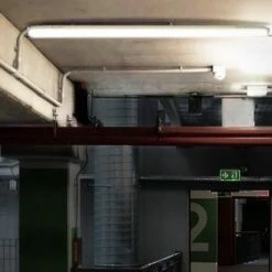 Réglette LED Intégrées étanche 230V 48W 5400lm 150cm Grise -123elec Soldes Magasin phn740037 reglette led integree etanche 230v 48w 5400lm 4000k 150cm grise 5