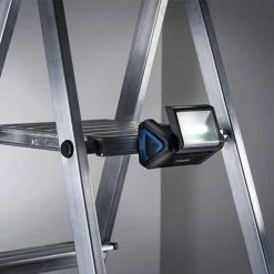 VARTA Lampe De Travail WORK FLEX Area 230lm + 3AA - 17648101421 -123elec Soldes Magasin var17648101421 varta work flex area lampe de travail 230lm 5